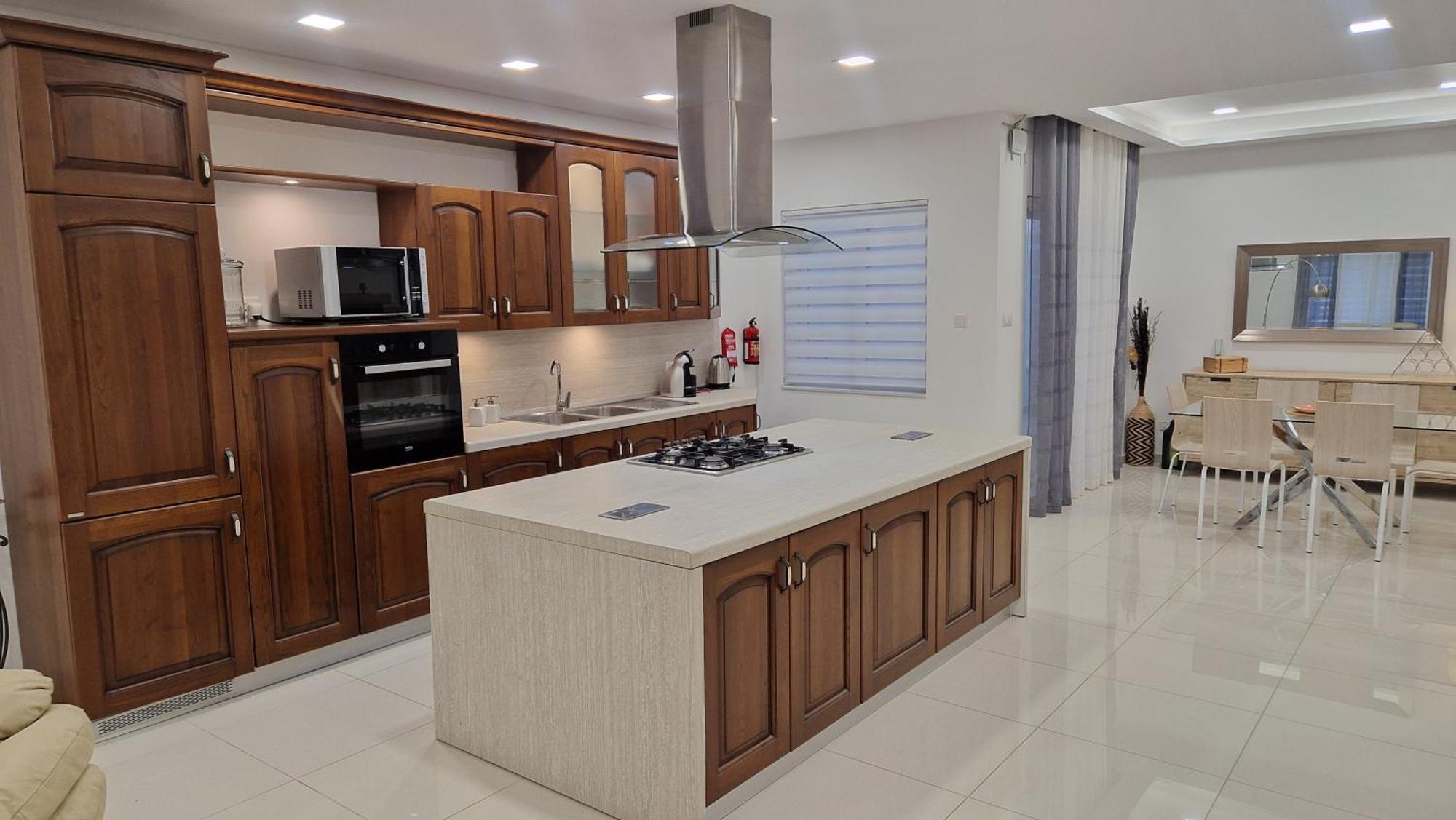 Carousel Apartments Qrendi Room photo